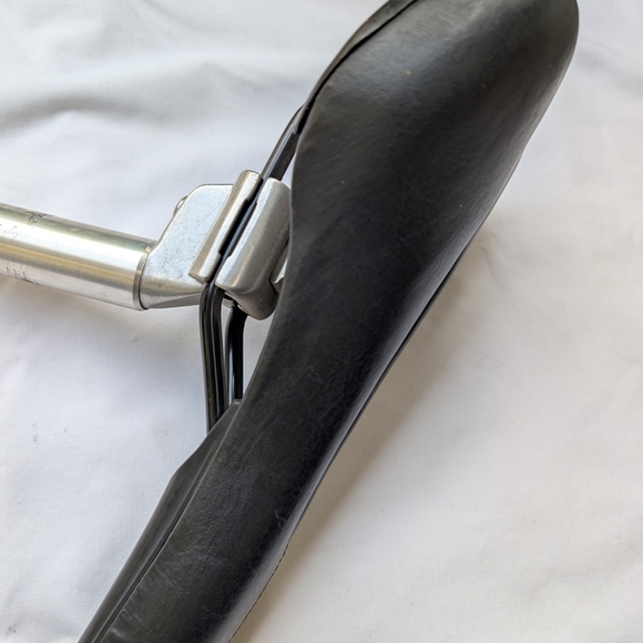 Black Bicycle Seat with Silver Post - Picture 4 of 5
